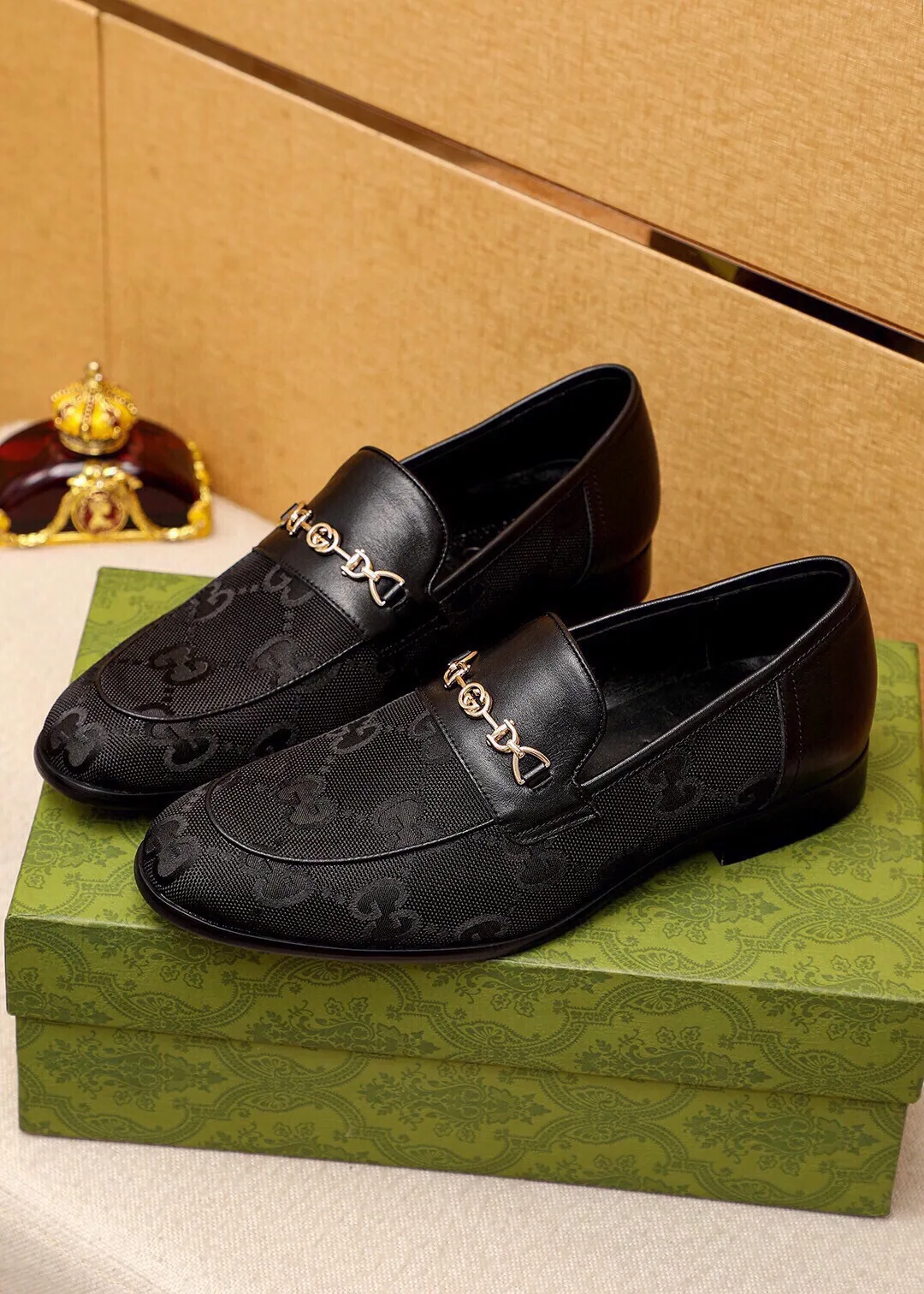 Men's shoes 💰540 💐 GUCCI official website dress shoes 🌀 Italian 🇮🇹 imported denim upper ➕ top imported water-dyed cow 🐂 leather lining 💋 fine handmade original outsole, the real thing looks better when photographed in person Standard size 38-44 (45🉑️customized)